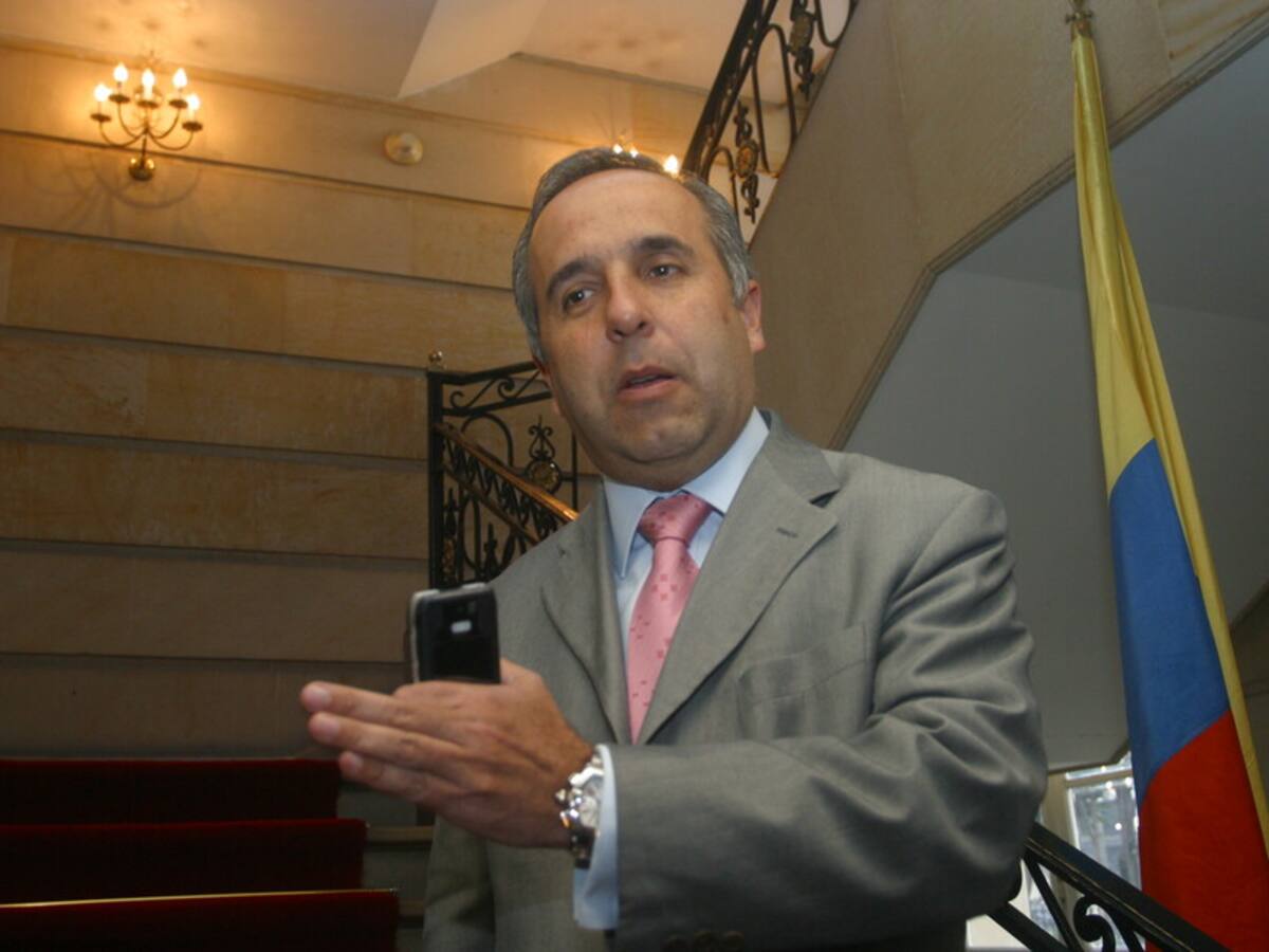 Cuestionamientos contra Guillermo Reyes por presunto plagio: habla Rodrigo Uprimny