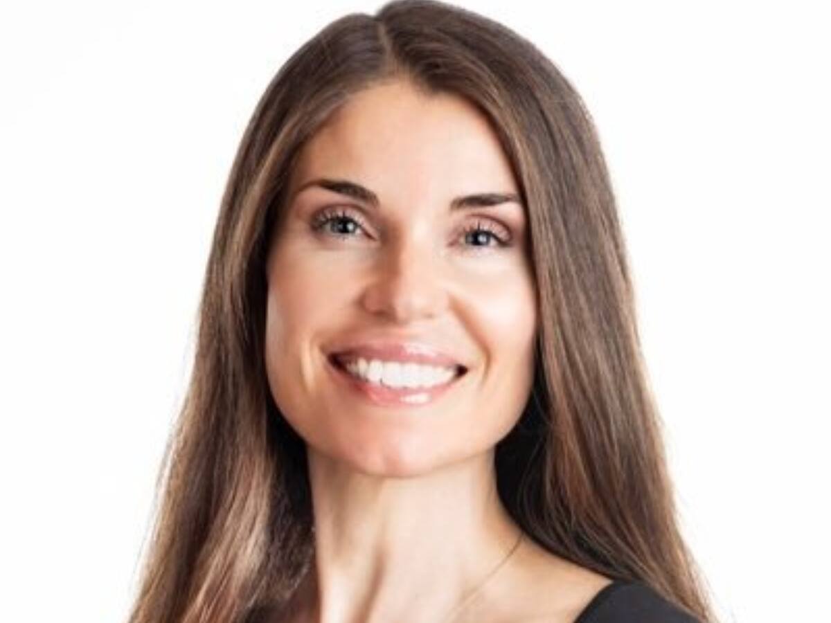 “Nunca hubo alertas, no esperé ser atacada por él”: Teresa Helm, sobreviviente de Jeffrey Epstein