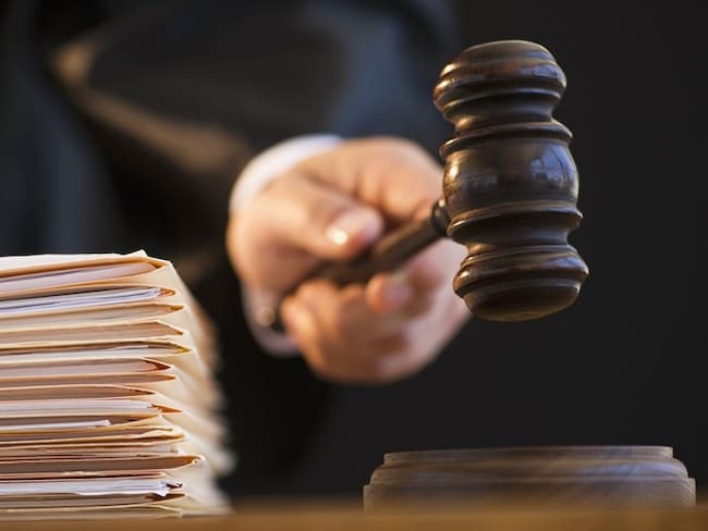 Por la adjudicación irregular de un contrato de prestación de servicios, fue sentenciado a 36 meses de prisión Juan Pablo Bucheli Hernández. Foto: Getty Images