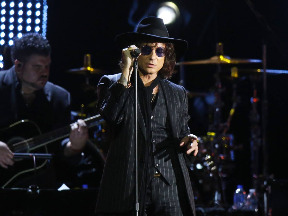 Enrique Bunbury cancela su gira y anticipa su retirada