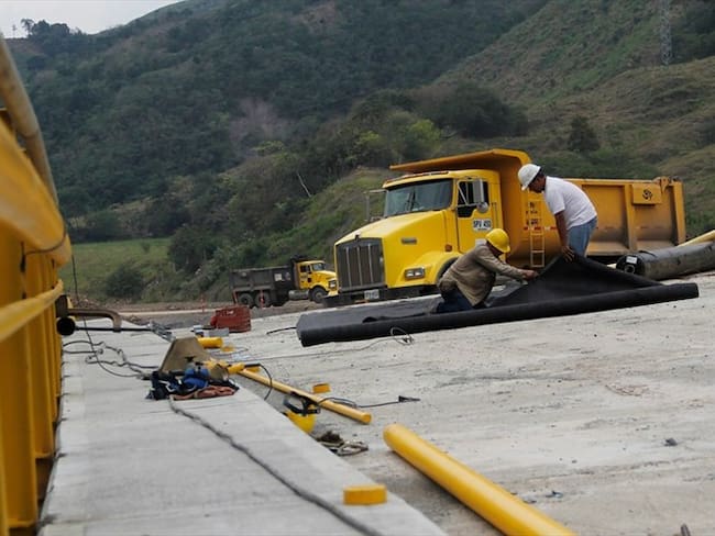 Gobierno presentó plan de intervención en puntos del corredor vial Santana-Mocoa-Neiva. Foto: Colprensa