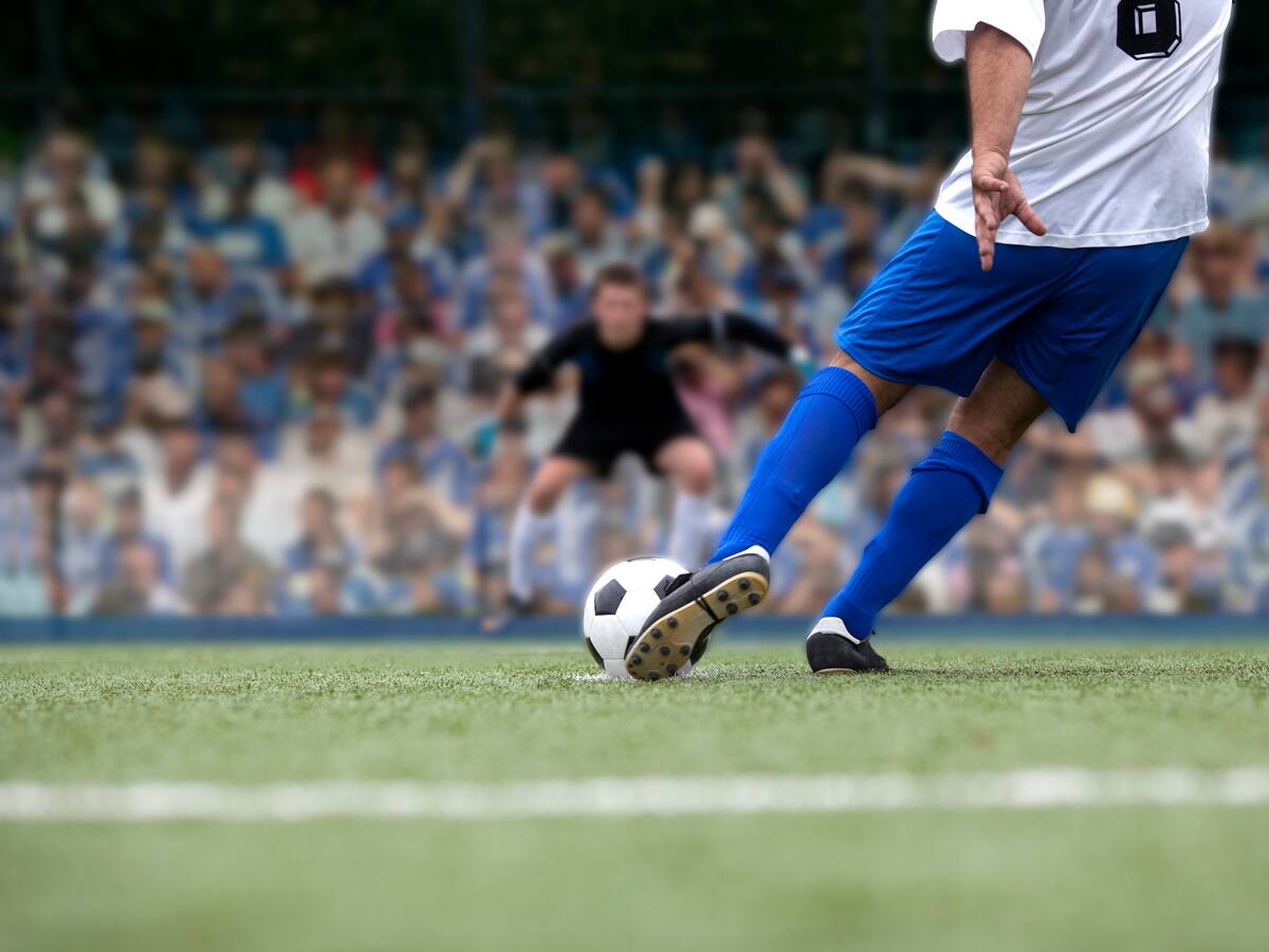 Investigarán a 16 clubes de fútbol por presuntas malas prácticas laborales