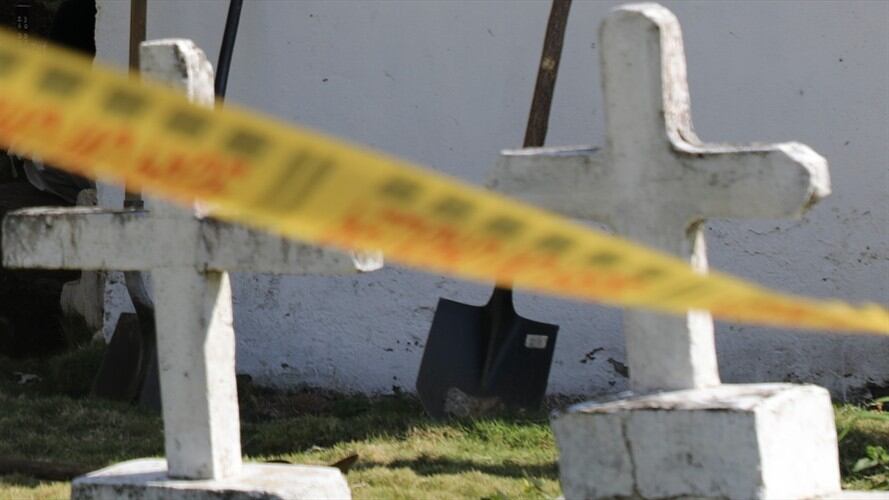 La comunidad realizó el levantamiento del cadáver y lo entregó a sus familiares . Foto: Cortesía