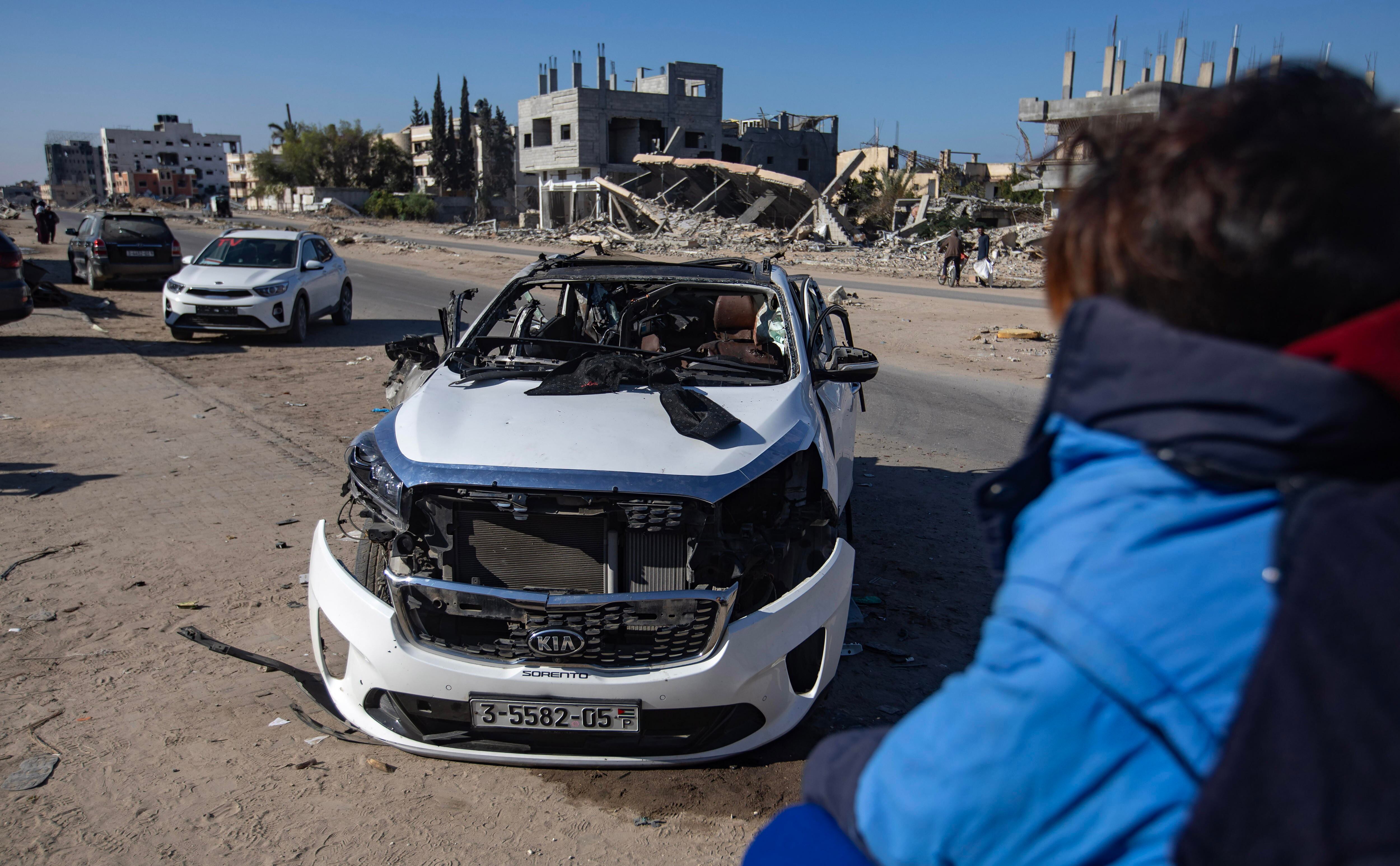 Vehículo destruido en Salah al-Din. EFE / EPA / HAITHAM IMAD