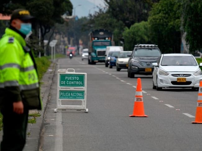 La Gobernación de Cundinamarca decretó toque de queda para contrarrestar el contagio por coronavirus en todo el departamento. Foto: Getty Images / RAÚL ARBOLEDA