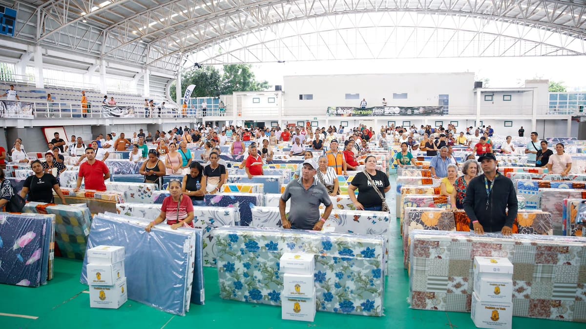 Entregadas ayudas a más de 2600 familias afectadas por las lluvias del 3 de agosto en Santa Marta