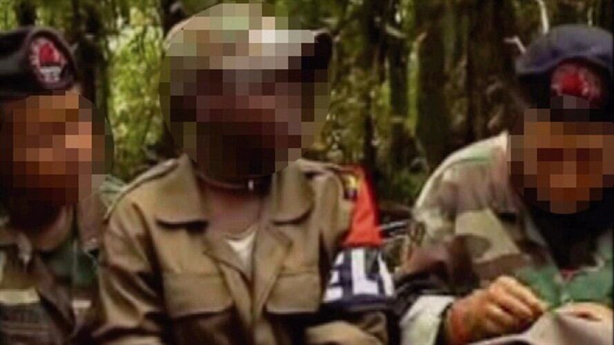 “Lo triste es que capturamos unos, mueren otros en desarrollo de operaciones militares y después, vilmente, y violando todos los protocolos y derechos van y reclutan niños”. Foto: Getty Images