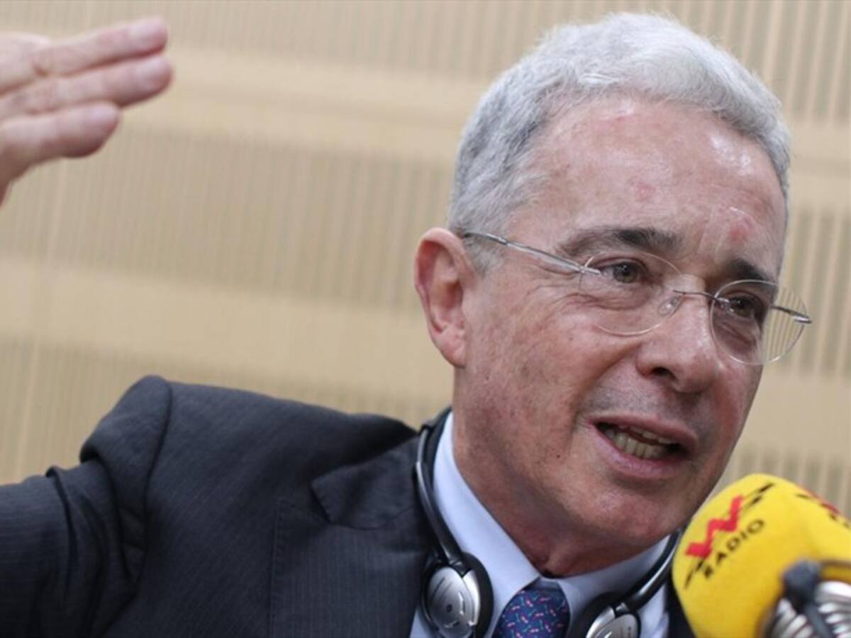 “Es muy posible que no me presente al Congreso de nuevo, tengo deber con mi familia” Uribe