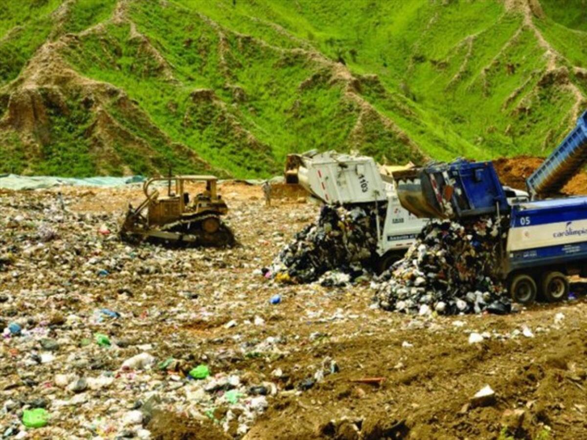 En Bucaramanga aplazan firma de contrato de tecnificación de basuras