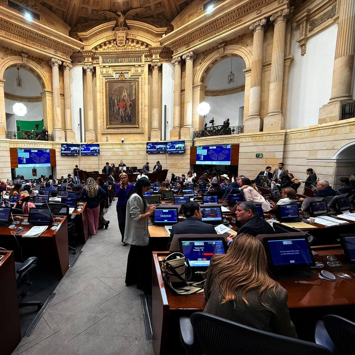 Senado suspendió debate de la reforma laboral y nombró subcomisión para concertar artículos clave