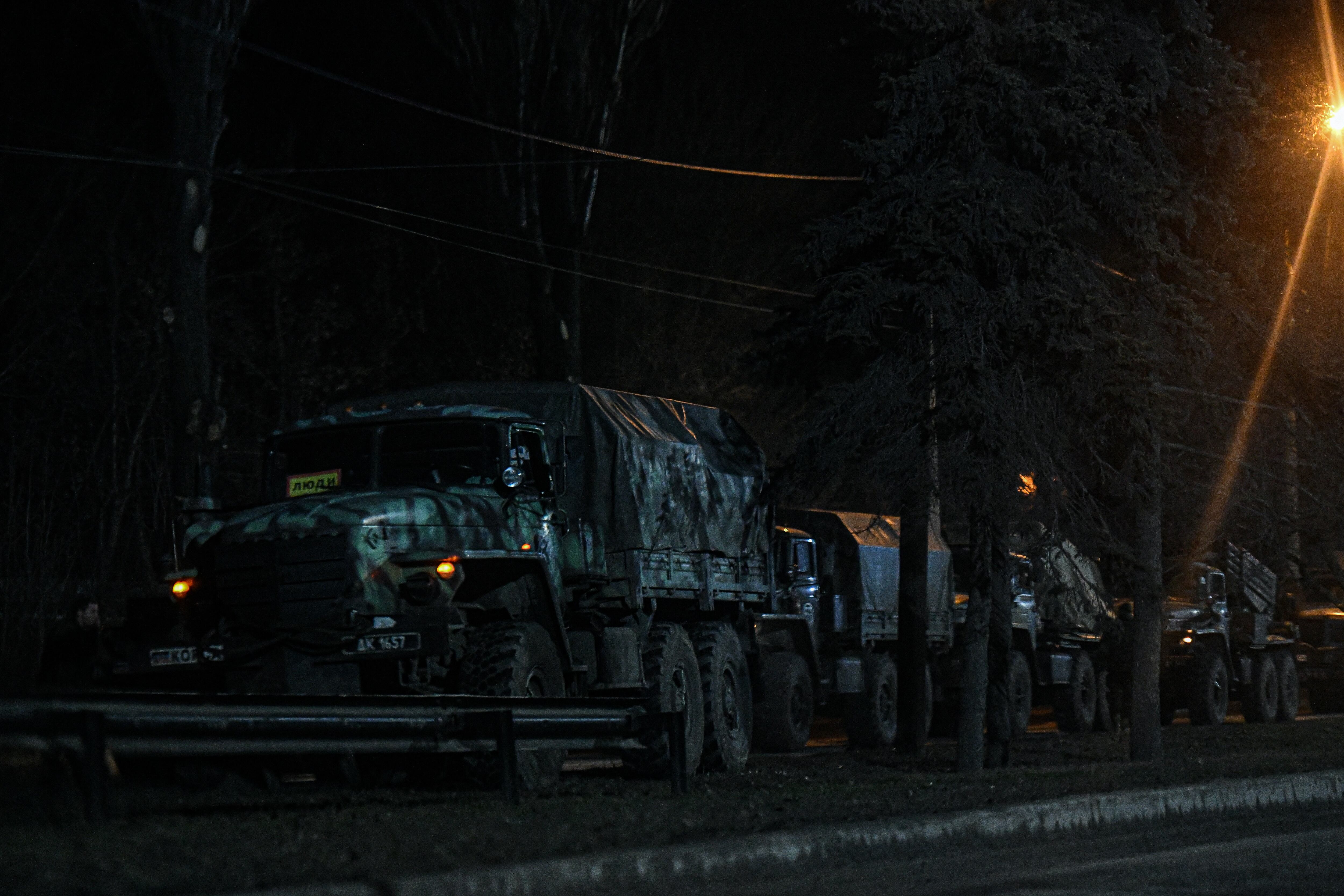 Foto de referencia de tanques militares de Rusia en la región separatista de Donetsk, Ucrania. (Photo by Stringer/Anadolu Agency via Getty Images)