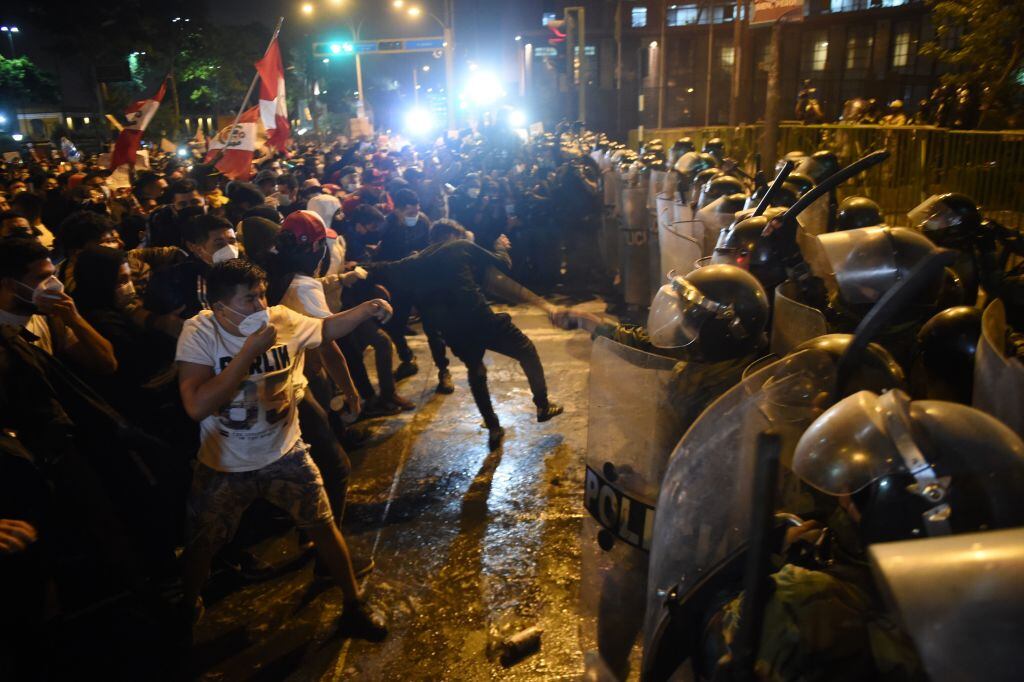 Manifestaciones en Perú. (Photo by ERNESTO BENAVIDES / AFP) (Photo by ERNESTO BENAVIDES/AFP via Getty Images)