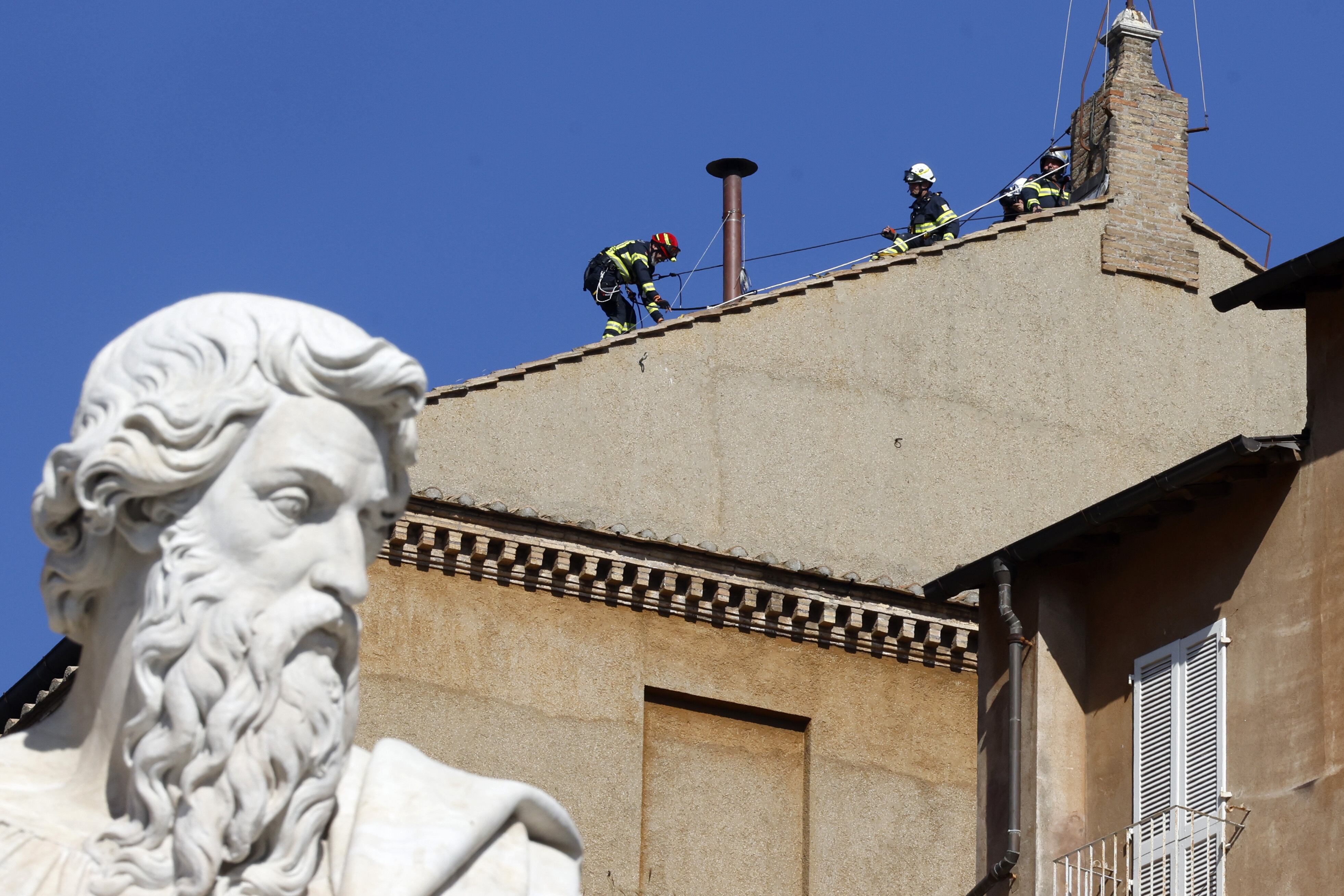 Chimenea Capilla Sixtina. Foto: Riccardo De Luca/Anadolu via Getty Images.