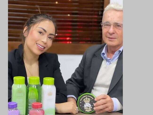 Epa Colombia y Álvaro Uribe . Foto: vía Instagram