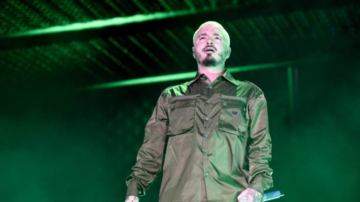 “No te suelto o nos vamos los dos”: J Balvin, en visita a su mamá a cuidados intensivos