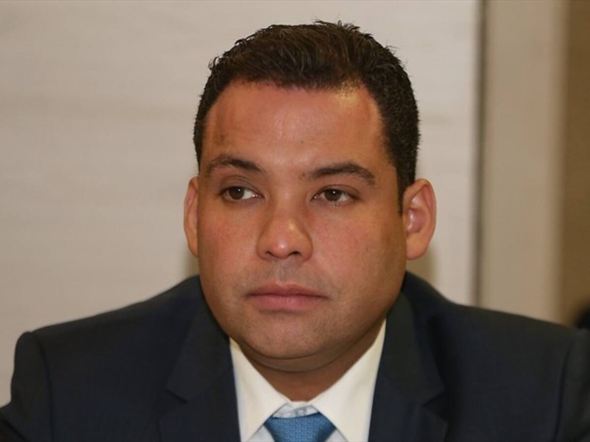 Procuraduría investiga a Nemesio Roys por sobrecostos de $1.000 millones para pueblo Wayúu