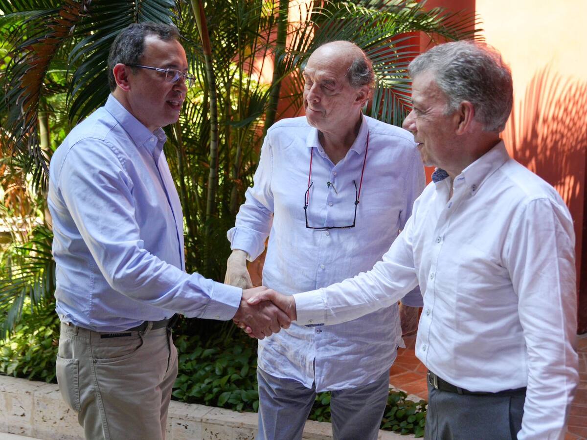 Detalles secretos de la cumbre de Santos y Gobierno por implementación de acuerdos de paz