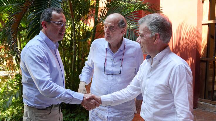 Detalles secretos de la cumbre de Santos y Gobierno por implementación de acuerdos de paz