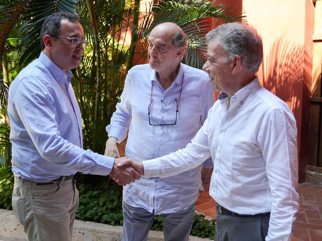 Detalles secretos de la cumbre de Santos y Gobierno por implementación de acuerdos de paz