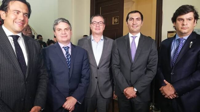 Senadores forman bloque para impedir la ampliación del periodo de alcaldes y gobernadores. Foto: Cortesía: prensa David Barguil