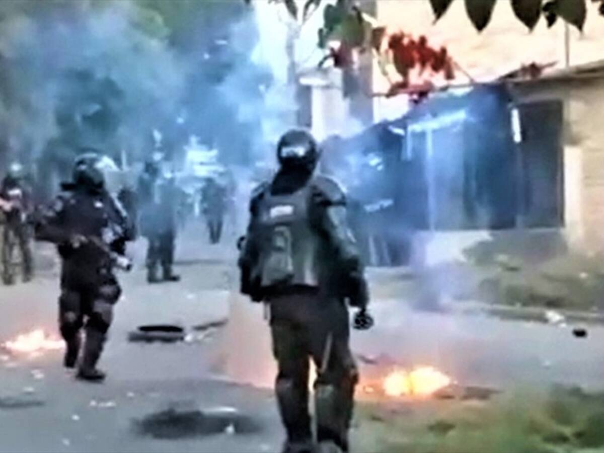 En medio de disturbios dos personas resultan heridas en sus ojos en Popayán