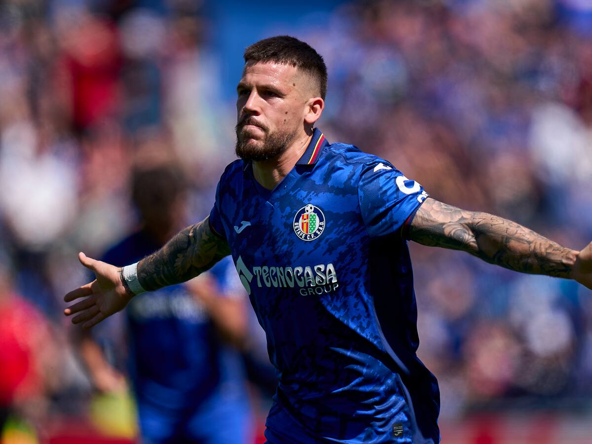 Carles Pérez, exjugador del Barcelona, hospitalizado tras sufrir la mordedura de un perro