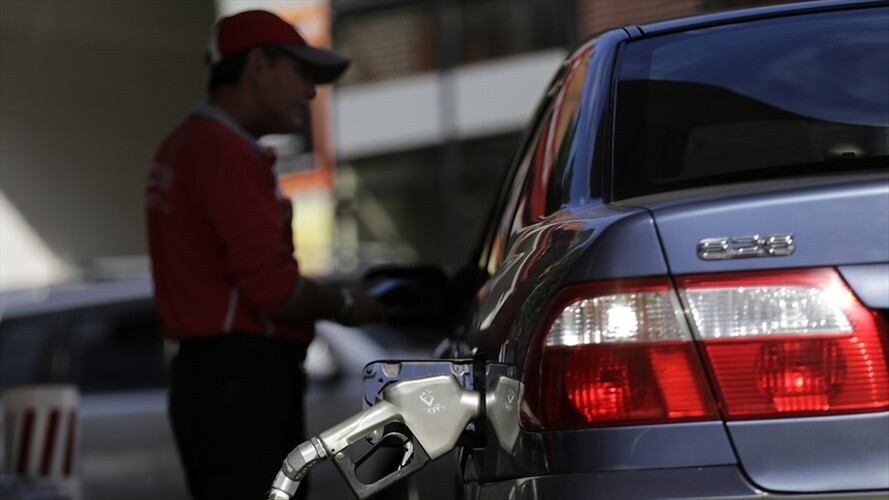 El 2020 empezará con precios estables en la gasolina y con incrementos los del ACPM. Foto: Colprensa