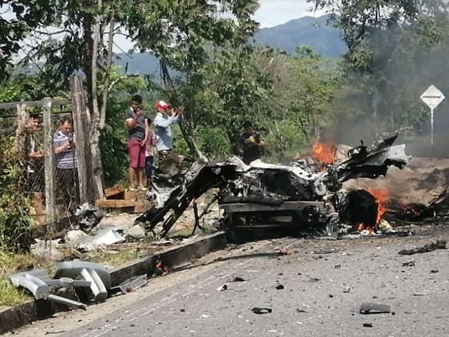 La explosión frente al cementerio del municipio de  Cubará, Boyacá . Foto: Foto Cortesía