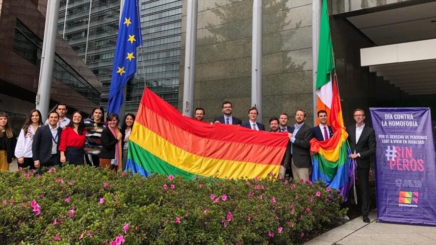 Unión Europea se vistió de arco iris. Foto: Unión Europea