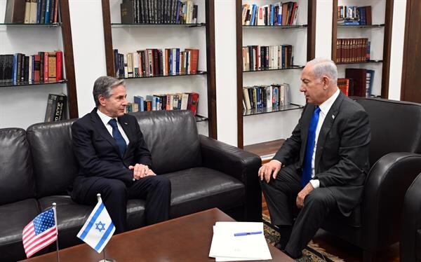 El secretario de Estado de EE.UU., Antony Blinken, y el primer ministro israelí, Benjamín Netanyahu. Foto: EFE.