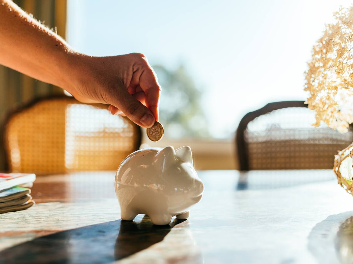 ¿Cómo gestionar el dinero durante diciembre? Experta dio detalles