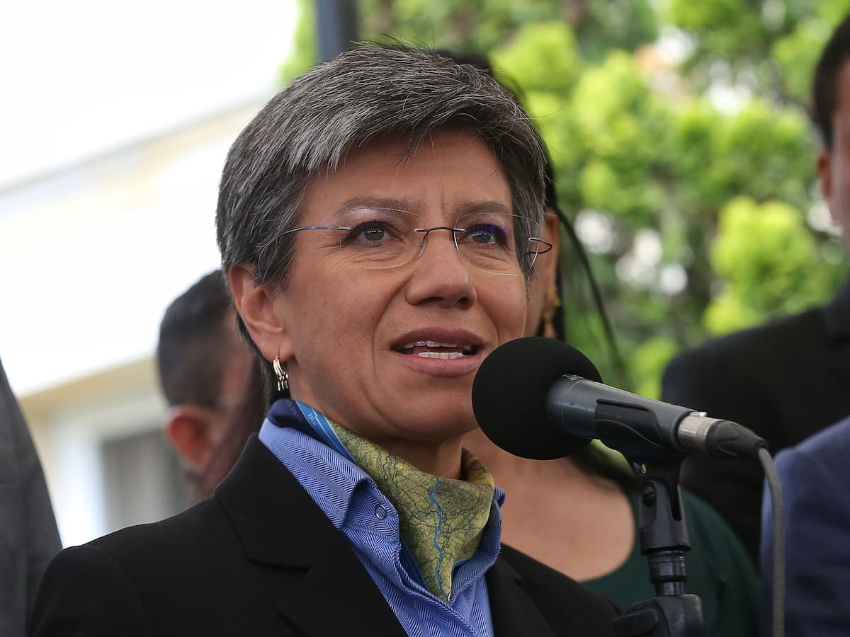 “Sufre mamón”: Claudia López respondió con rock a las críticas de Peñalosa