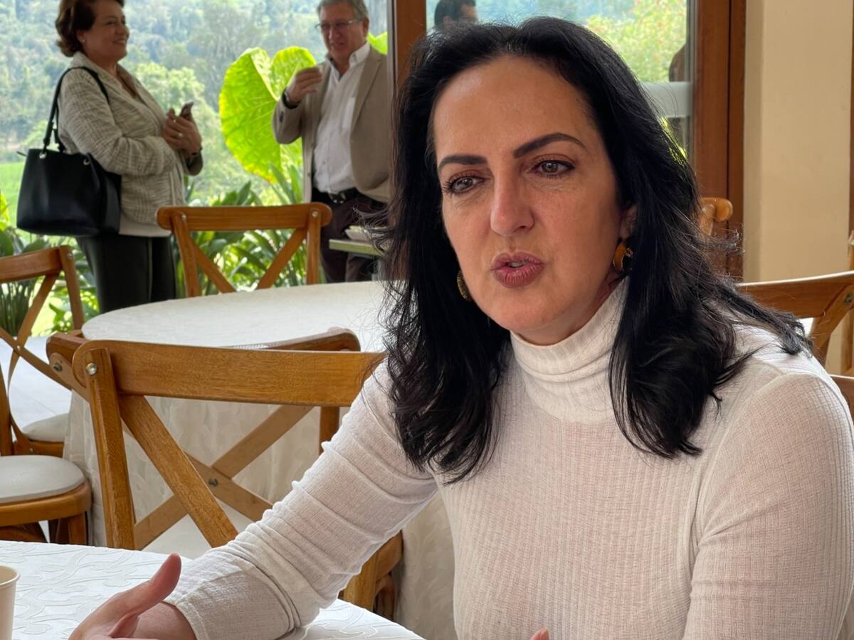 María Fernanda Cabal dijo que el alcalde de Manizales es un “mamerto e incompetente”