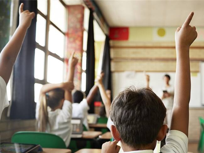 Parece que el Gobierno estuviera improvisando: profesor sobre retorno a clases