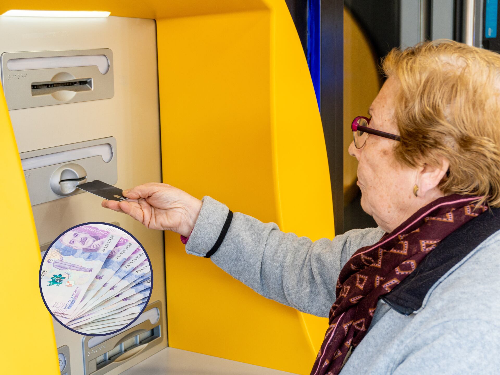 Adulto mayor retirando dinero de un cajero automático. En el círculo, la imagen de billetes colombianos (Fotos vía GettyImages)