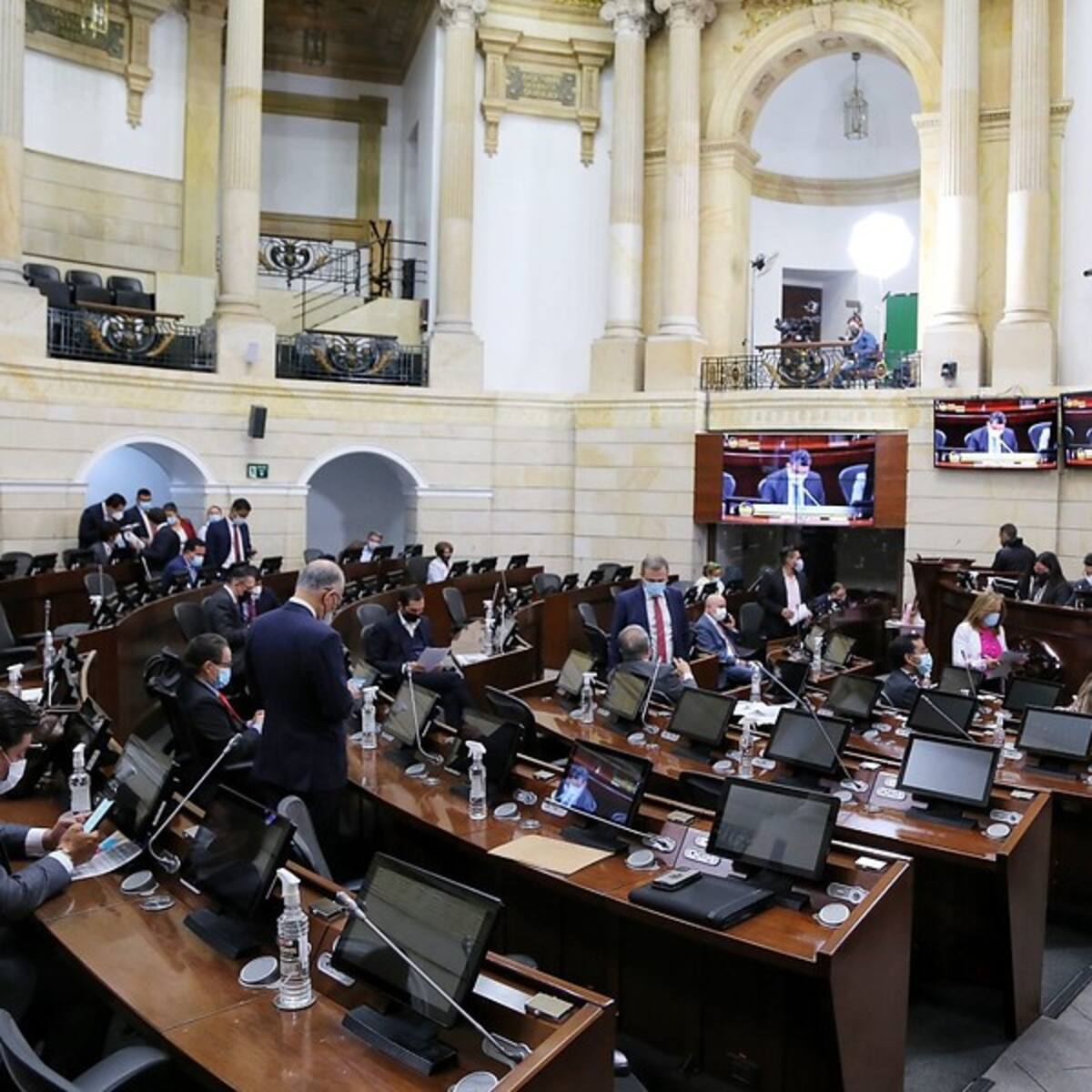 Se hunde proyecto que reducía las vacaciones de los congresistas
