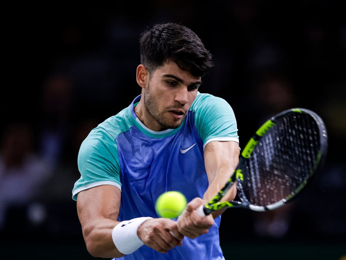Alcaráz cayó en ocatvos del Masters 1.000 de París contra el francés Ugo Humbert