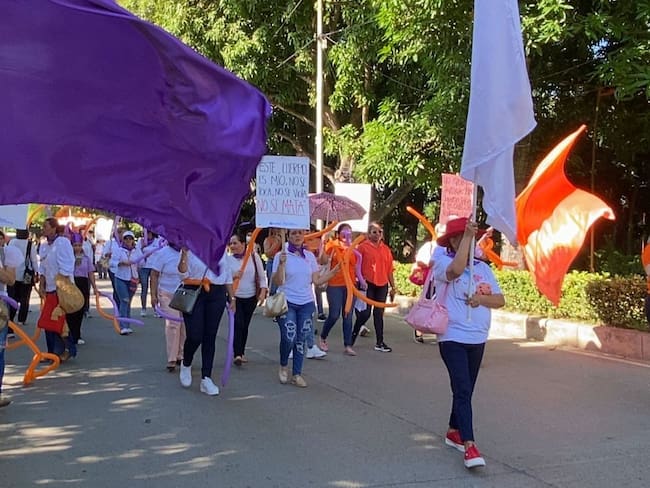 Marcha de mujeres en Montería este 25 de noviembre. Foto: cortesía.