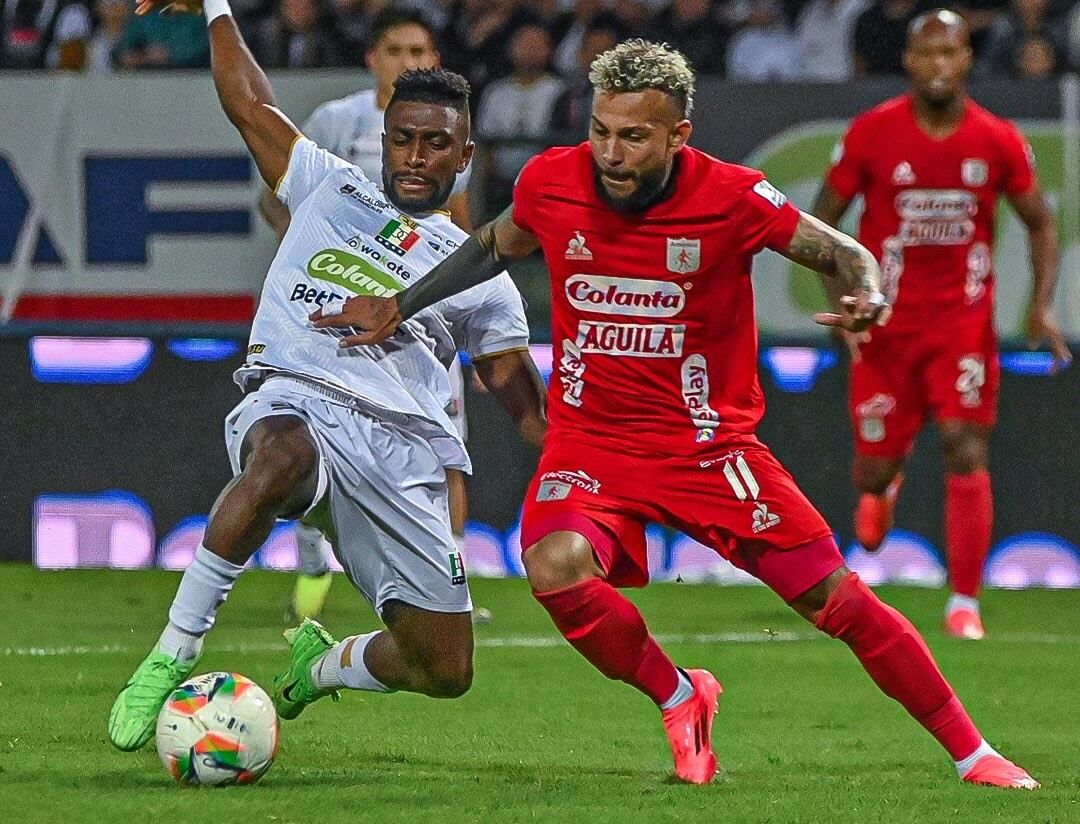 América quedó eliminado de la Liga: perdió 3-0 contra Once Caldas y es último de su grupo. Foto: Twitter América de Cali.