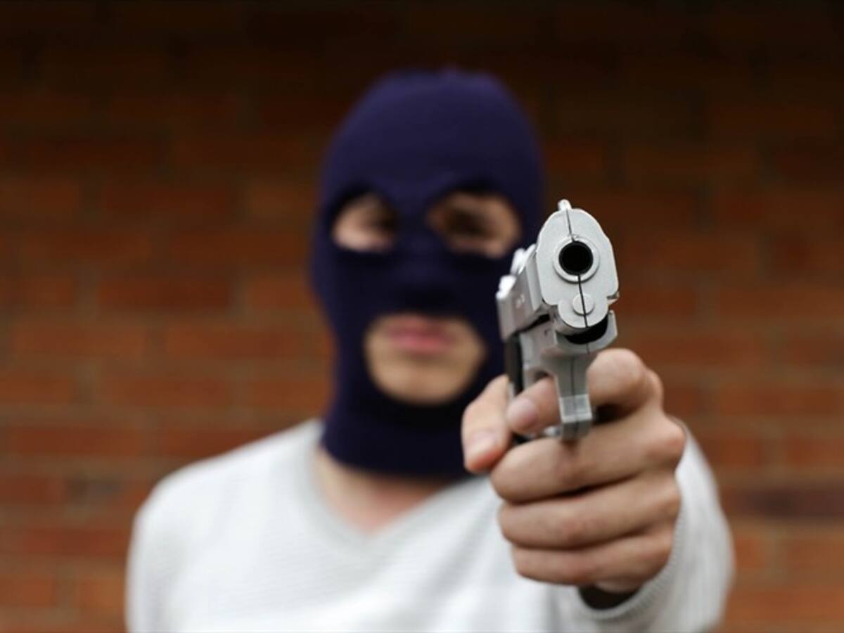 Roban sucursal bancaria en el norte de Cali