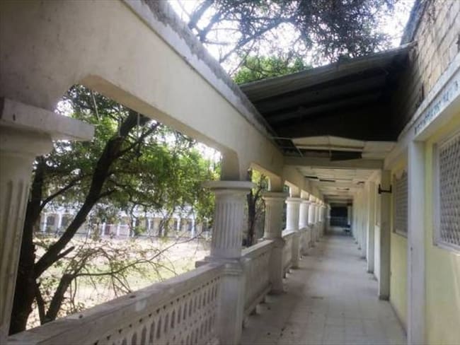 Invertirán $399 millones en reparación de dos bloques de colegio Fernández Baena en Cartagena. Foto: Caracol Radio
