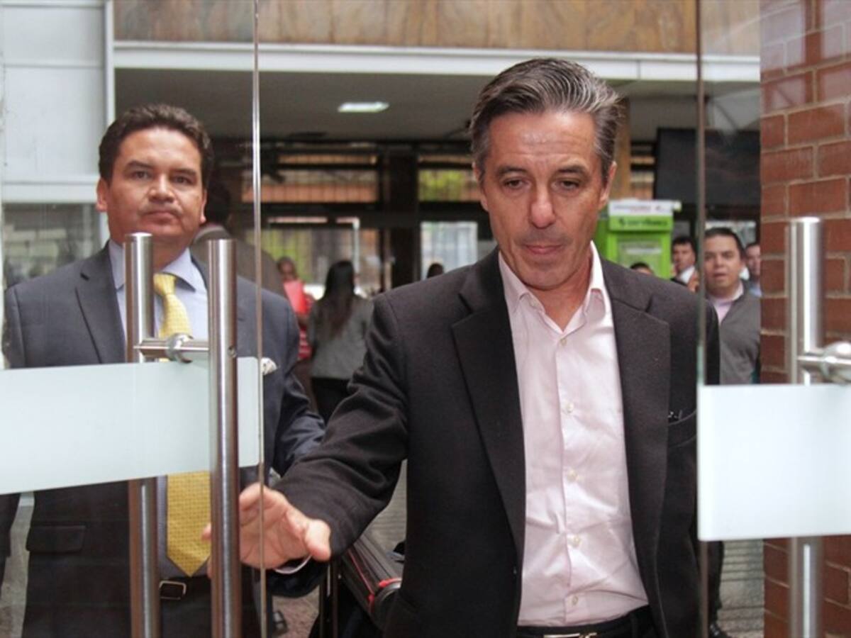 Fiscalía archiva una de las investigaciones contra Roberto Prieto