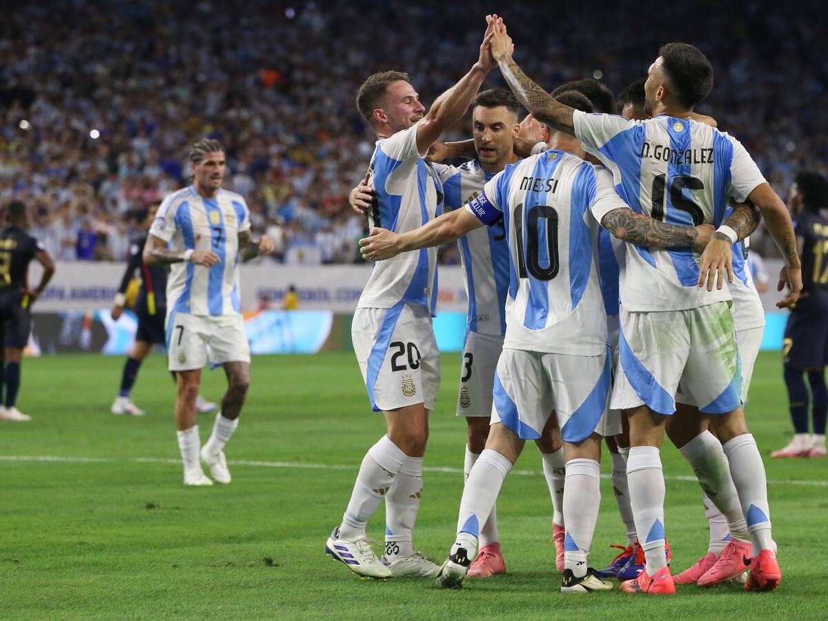 Argentina sufrió, pero salió victoriosa ante Ecuador en tanda de penales 4-2
