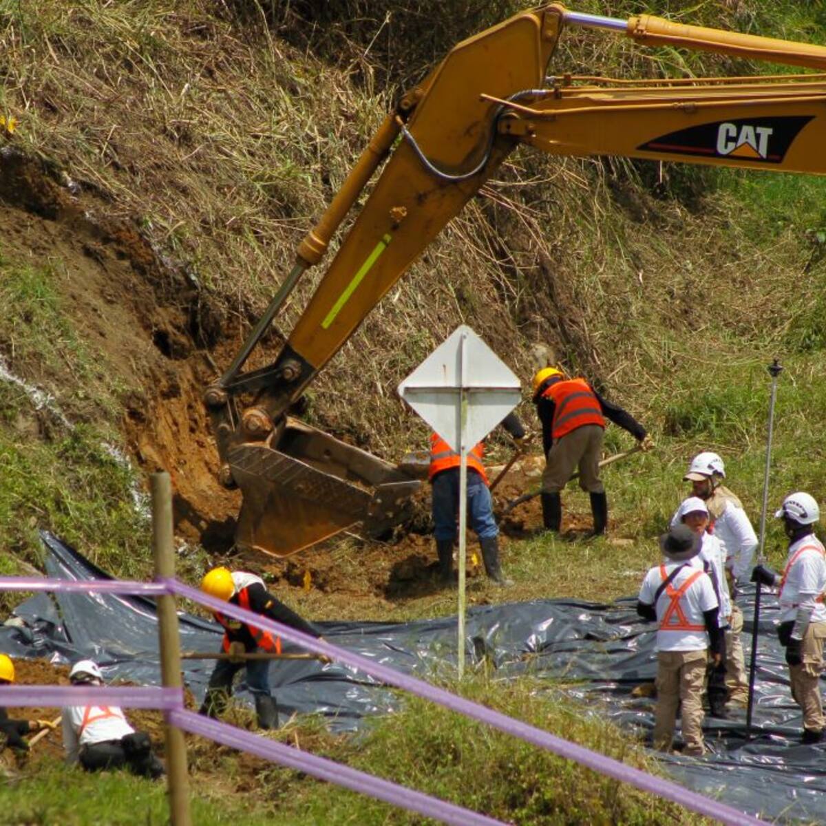 Hallan restos óseos en La Escombrera en Medellín