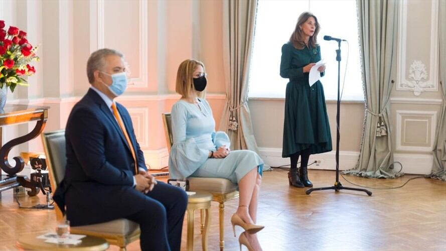 Marta Lucía Ramírez se solidarizó con Alejandra Azcárate y demás mujeres víctimas de ataques. Foto: Cortesía Vicepresidencia