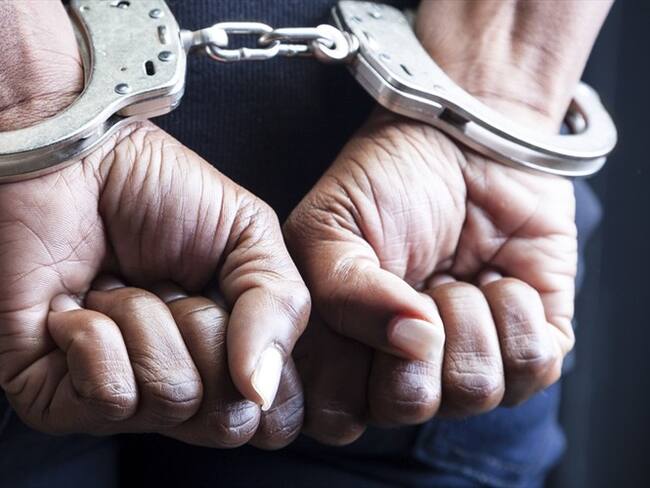 Imagen de referencia de hombre capturado. Foto: Getty Images / Bill Oxford