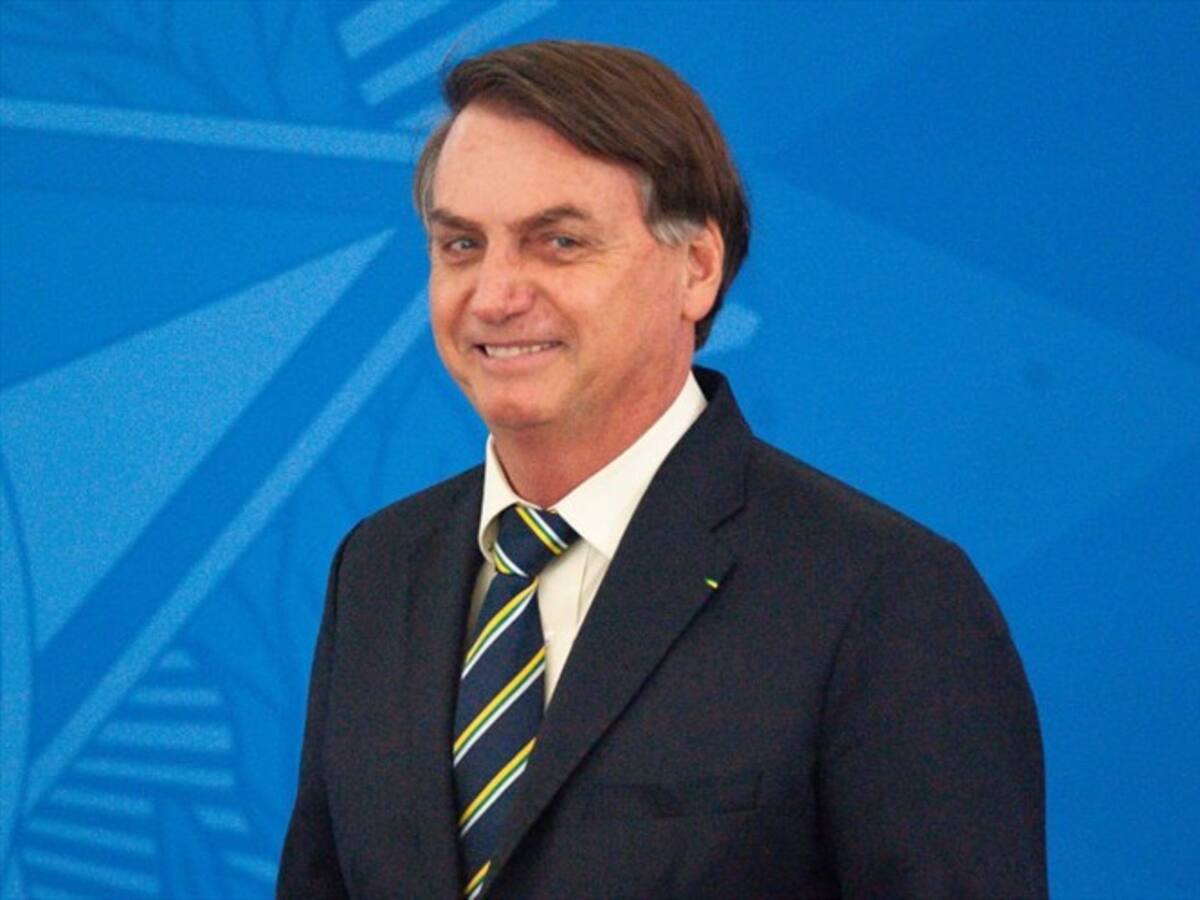 Hacker confiesa que expresidente Bolsonaro le sugirió manipular las urnas de votación