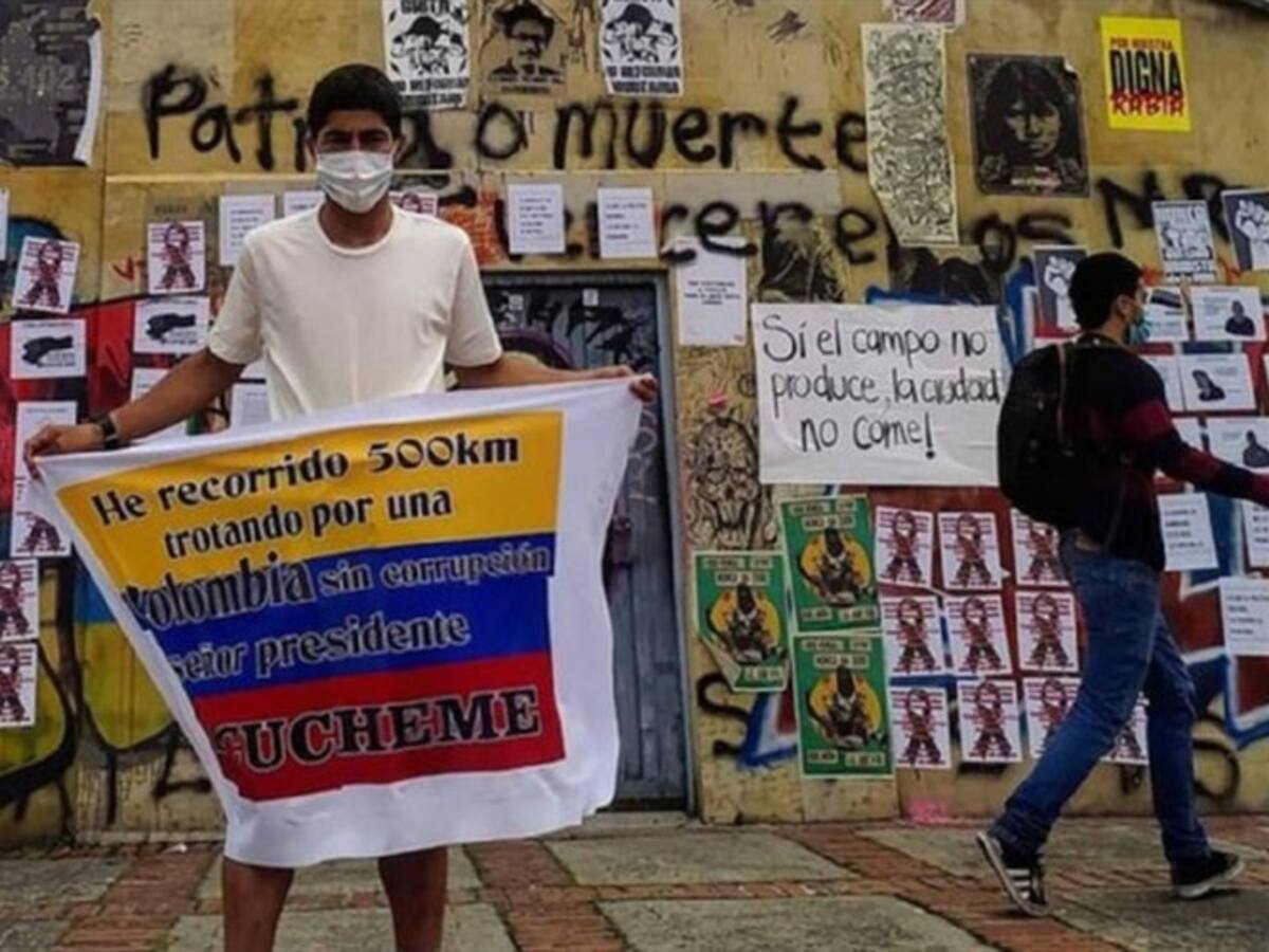 Es mejor humillarse una vez: joven que corrió desde Rionegro para hablar con Duque