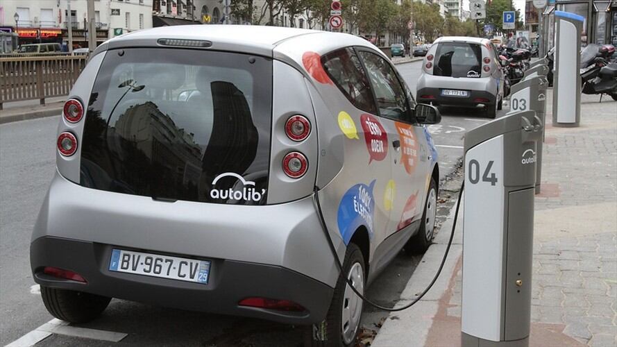 Ensamblen vehículos eléctricos en Colombia / imagen de referencia. Foto: Getty Images