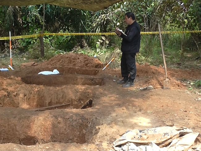 JEP extiende protección en cementerio de Yopal: hallan cuerpos desnudos y con camuflado